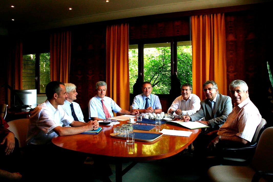 Reportage photo d'une réunion de direction d'entreprise à Arles